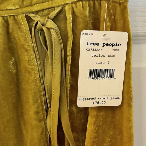 NWT Free People Dance the Night Away Yellow Velvet Wrap Skort Short SZ 4 Ret.$78 - Picture 5 of 9